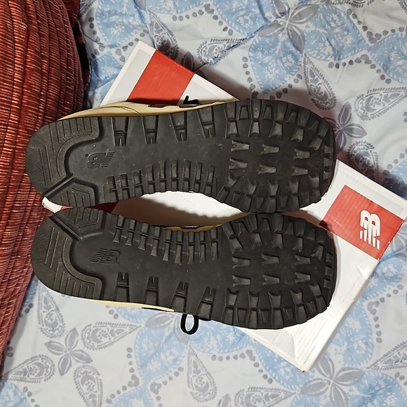 New Balance sz.10 Men's LikeNew! Style ML501MDA Light Khaki,black,white - Picture 7 of 9